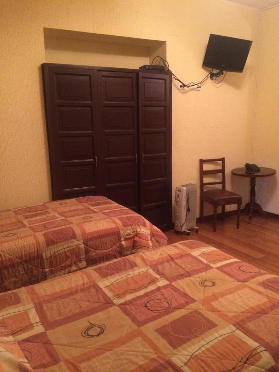 Hotel Catedral Quito Phòng bức ảnh