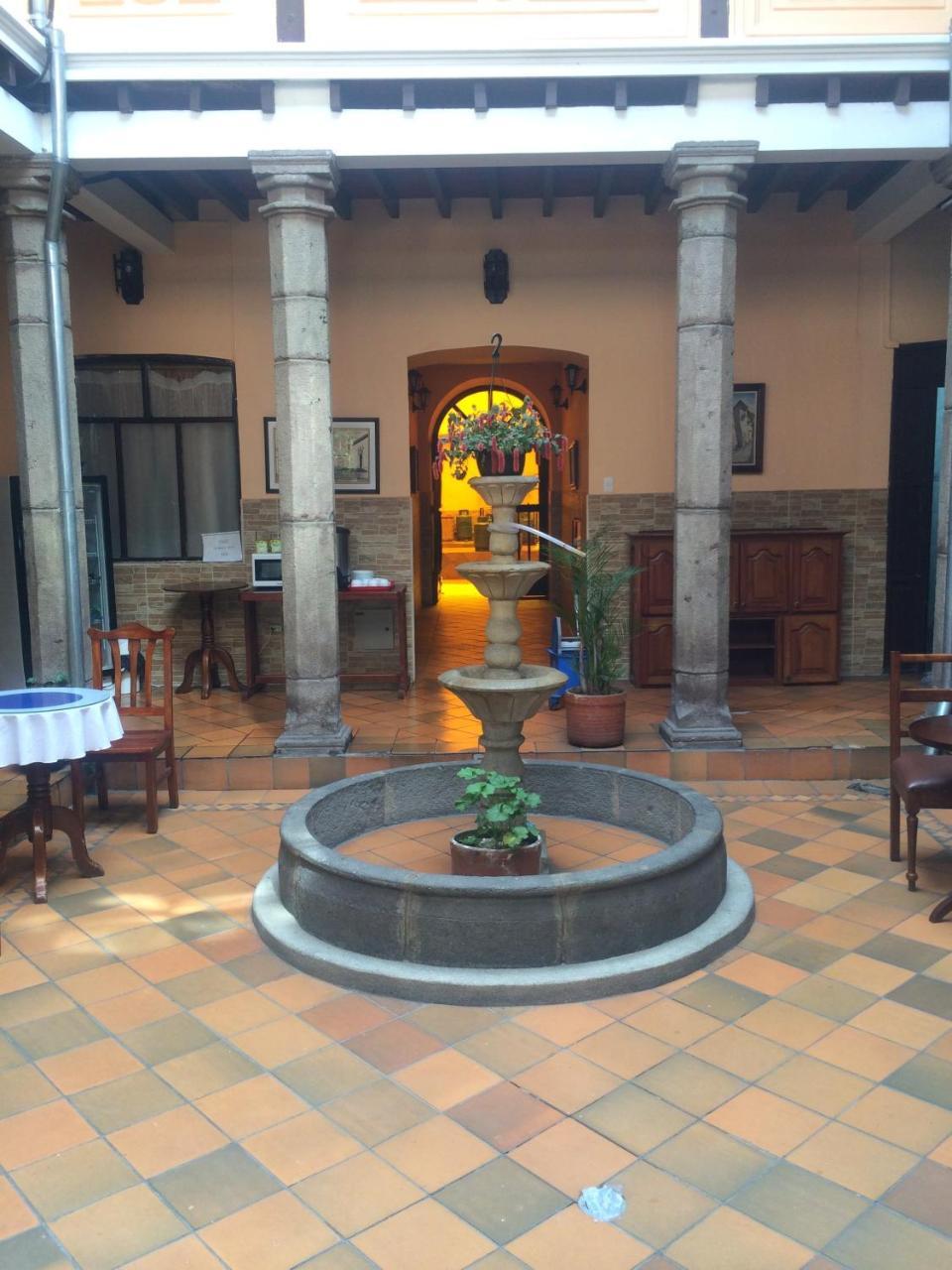 Hotel Catedral Quito Ngoại thất bức ảnh
